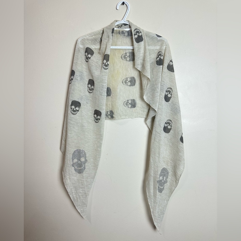 Skull one size Patterned Cream Sweater
